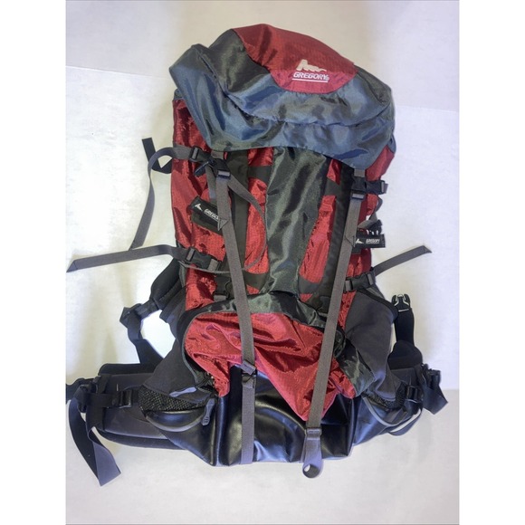 backpack with 15 inch laptop sleeve JanSport 34L Cool – 15-inch Sleeve, Faded Sage color:海軍藍 Navy and a padded 15” Multi-Pocket USB Travel Backpack Yellow